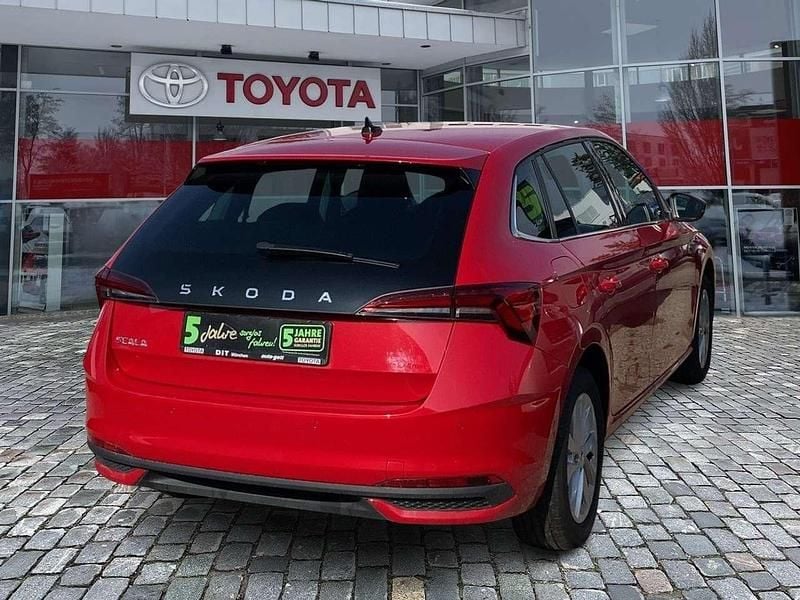 Gebraucht Skoda Scala Selection 116 PS (85 kW) 2024 Velvetrot metallic Kleinwagen