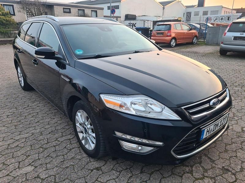 Gebraucht Ford Mondeo 163 PS (119 kW) 2013 Schwarz Kombi