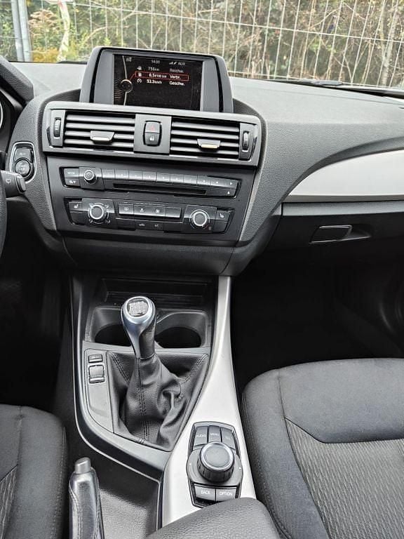Gebraucht BMW 114 102 PS (75 kW) 2014 Schwarz Kleinwagen