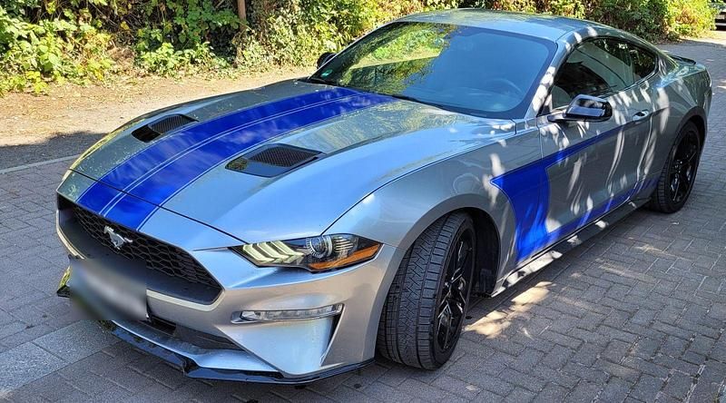 Silber Gebraucht 2020 Ford Mustang Coupé | 25.900 € (Superpreis) - Bild 1/4