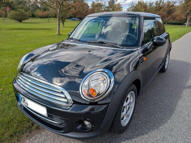 Schwarz Gebraucht 2011 Mini Cooper D Kleinwagen | 5.500 € (Guter Preis) - Bild 1/4