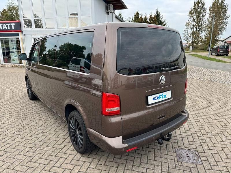 Gebraucht VW T5 Comfortline 140 PS (102 kW) 2011 Braun Van