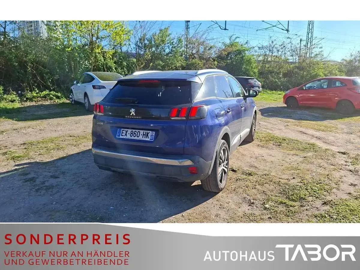Gebraucht Peugeot 3008 120 PS (88 kW) 2018 Blau/metallic klarlack SUV