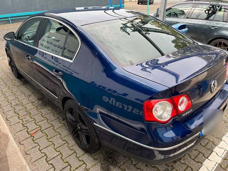 Gebraucht VW Passat 150 PS (110 kW) 2005 Blau Limousine