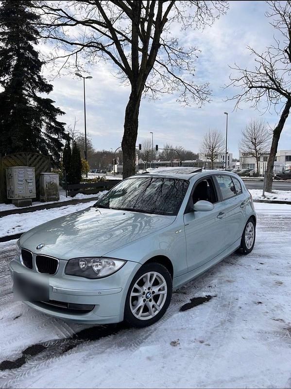 Gebraucht BMW 116 122 PS (89 kW) 2009 Blau Kleinwagen