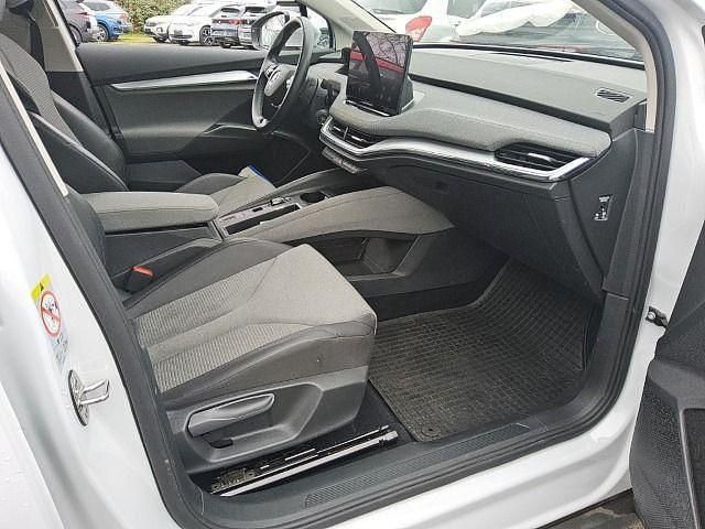 Gebraucht Skoda Enyaq iV Loft 109 kW (149 PS) 2022 Moonweiss metallic SUV
