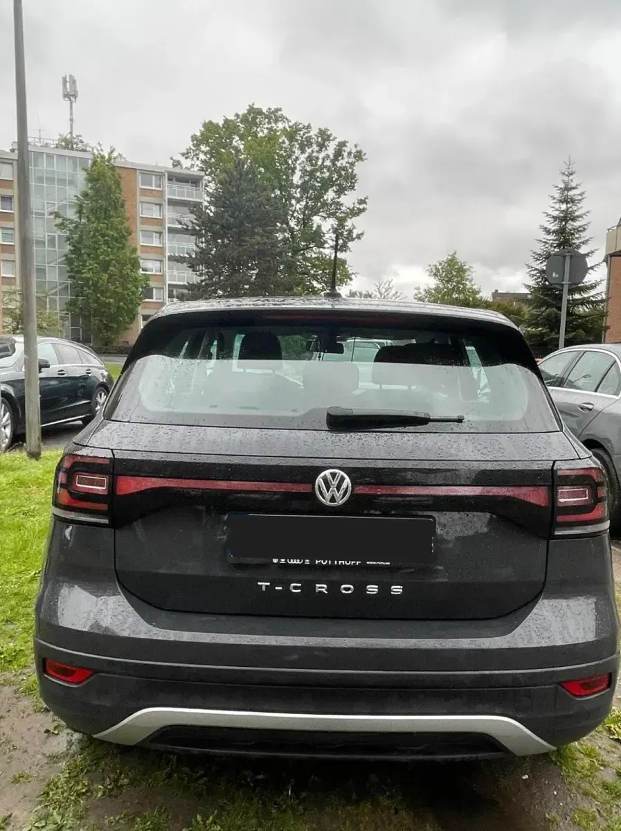 Gebraucht VW T-Cross Basis 150 PS (110 kW) 2019 Grau SUV