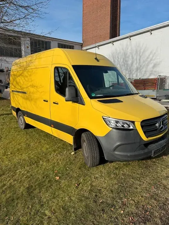 Gebraucht Mercedes Sprinter 150 PS (110 kW) 2022 Gelb Van