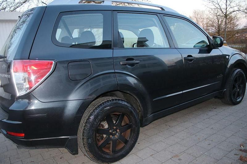 Second-hand Subaru Forester 150 CP (110 kW) 2013 Verde SUV