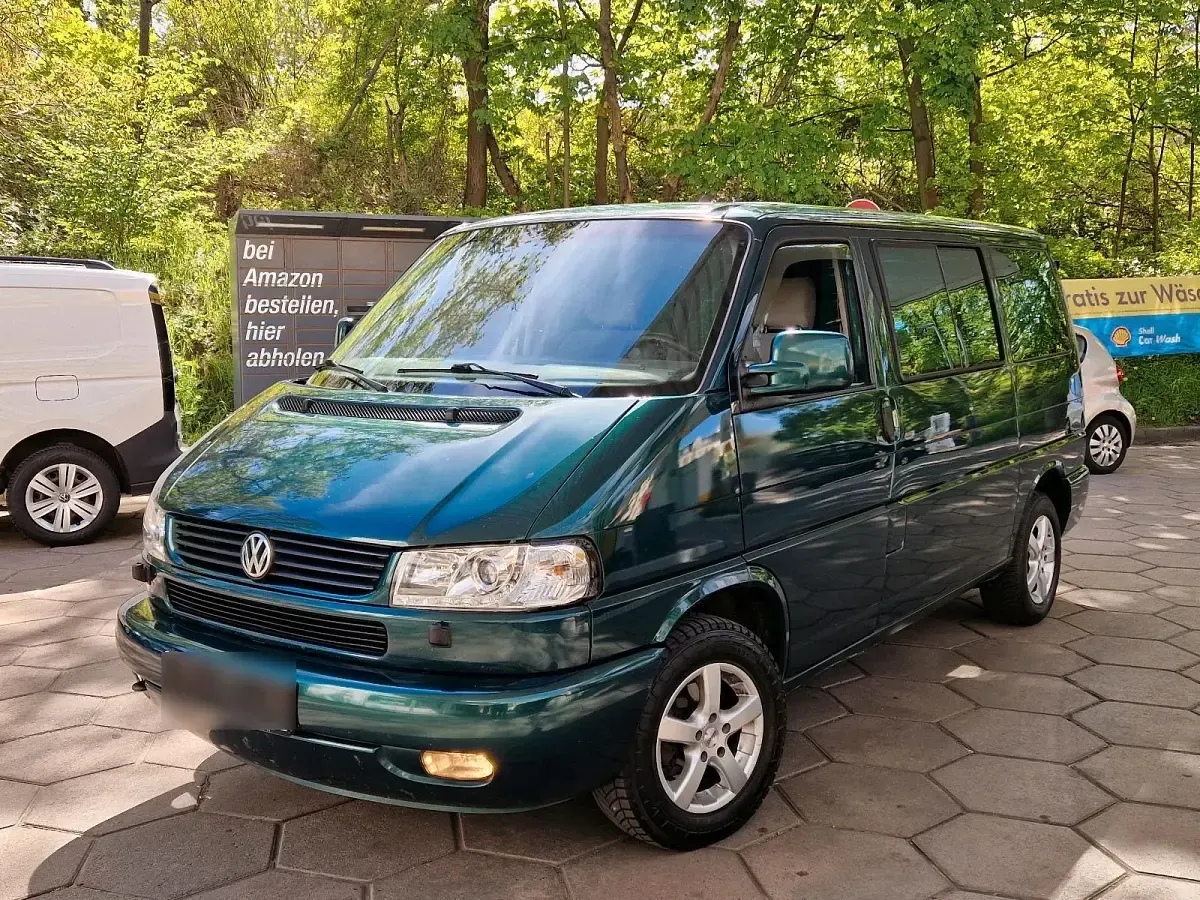 Gebraucht VW Multivan 102 PS (75 kW) 1999 Grün Van / Kleinbus