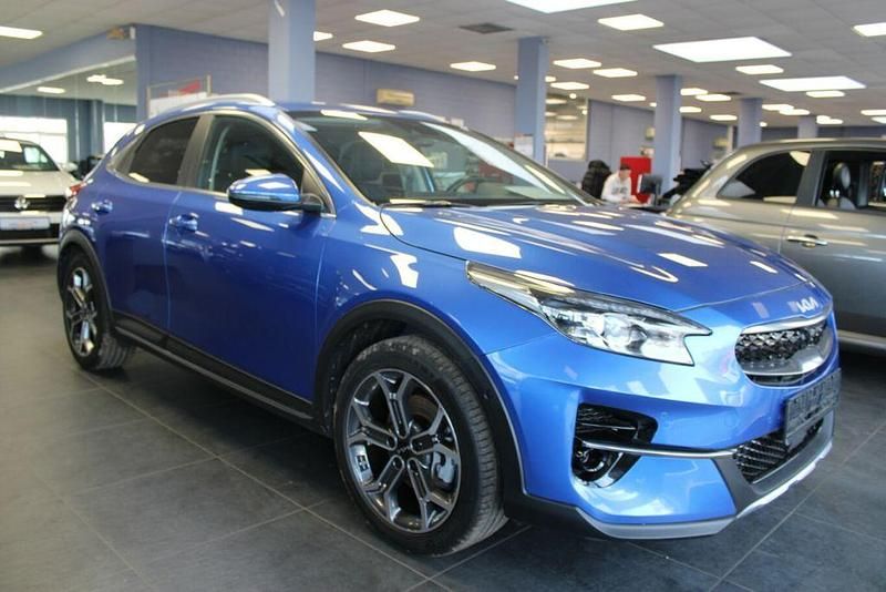 Blau Gebraucht 2022 Kia XCeed Spirit SUV | 19.980 € (Guter Preis) - Bild 1/4