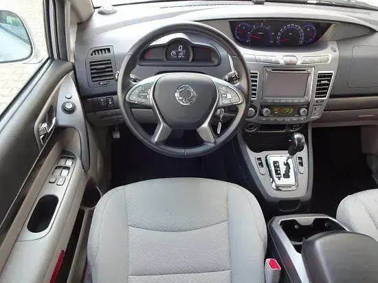 Usata SsangYong Rodius 178 CV (130 kW) 2018 Argento Monovolume