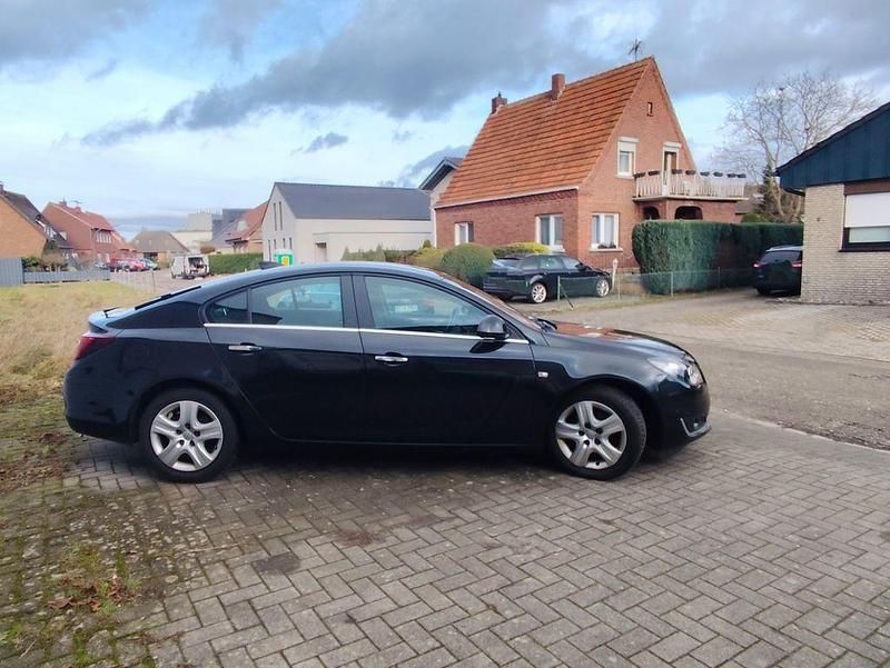Gebraucht Opel Insignia Business Edition 136 PS (100 kW) 2015 Schwarz Limousine