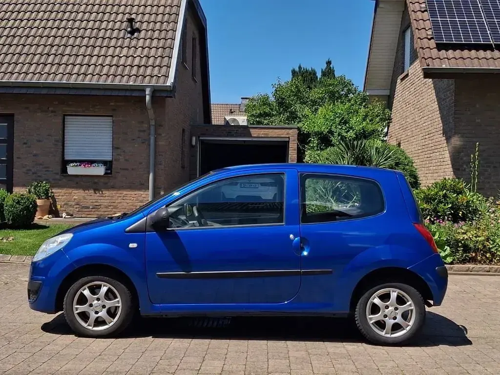 Gebraucht Renault Twingo 58 PS (42 kW) 2009 Blau Kleinwagen