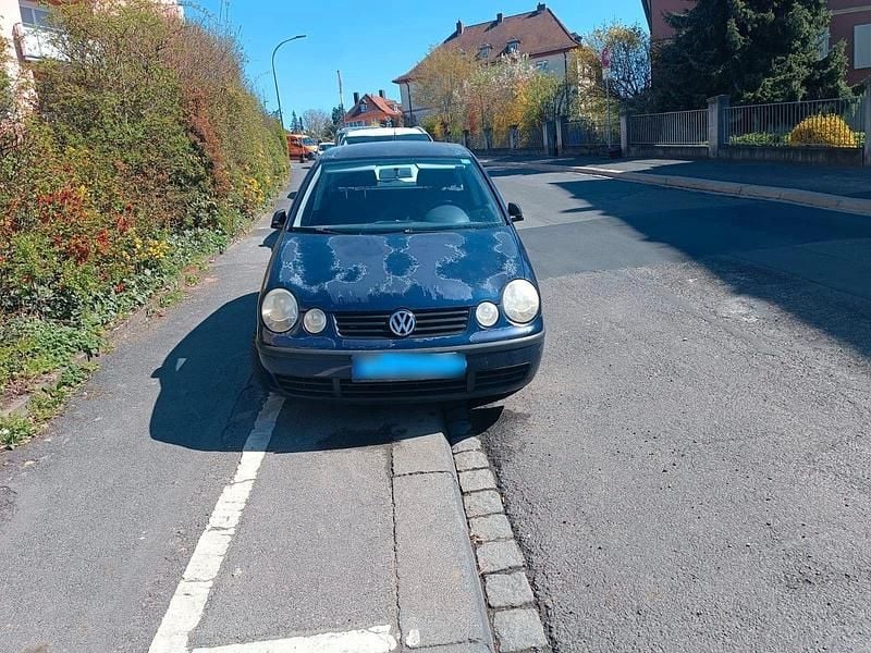 Gebraucht VW Polo Basis 64 PS (47 kW) 2003 Blau Limousine