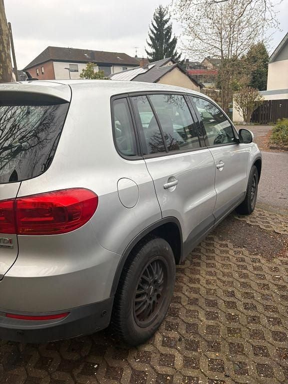 Gebraucht VW Tiguan 140 PS (102 kW) 2012 SUV