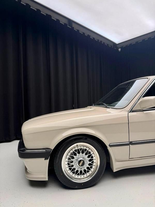Gebraucht BMW 323 150 PS (110 kW) 1988 Braun Coupé