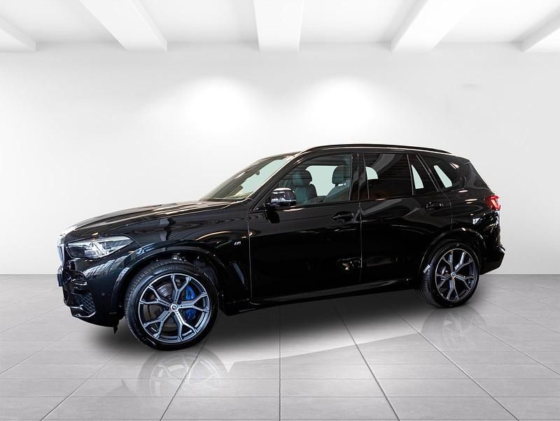 Gebraucht BMW X5 Shadowline 286 PS (210 kW) 2022 Black sapphire metallic (schwarz) SUV