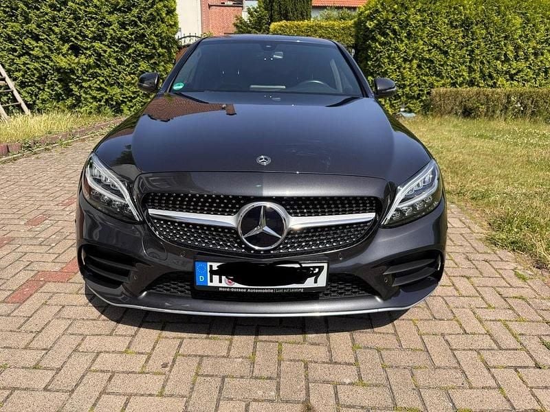 Gebraucht 2019 Mercedes GLC220 Coupé | 27.800 € - Bild 1/4