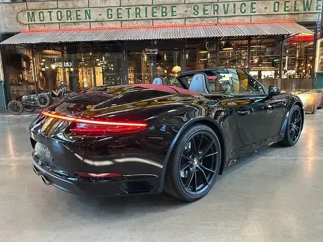 Gebraucht Porsche 991 Chrono 370 PS (272 kW) 2017 Tiefschwarz Cabrio
