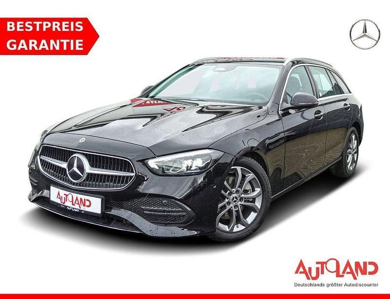 Gebraucht Mercedes C200 Avantgarde 184 PS (135 kW) 2022 Schwarz Limousine
