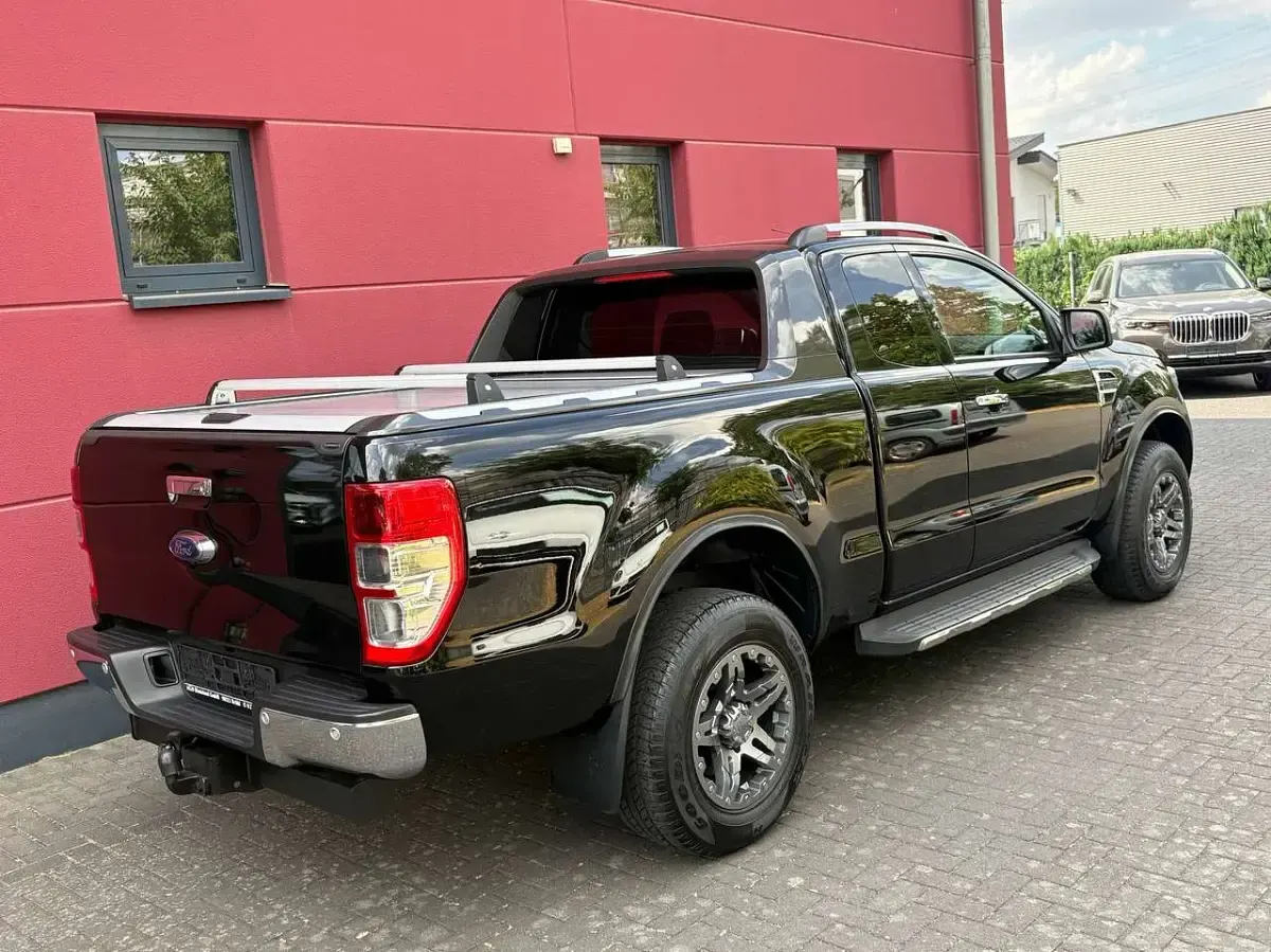 Gebraucht Ford Ranger Limited 200 PS (147 kW) 2017 Pantherschwarz** Pickup