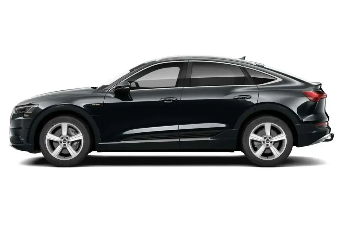 Gebraucht Audi e-tron Advanced Plus 300 kW (408 PS) 2023 Mythosschwarz metallic SUV