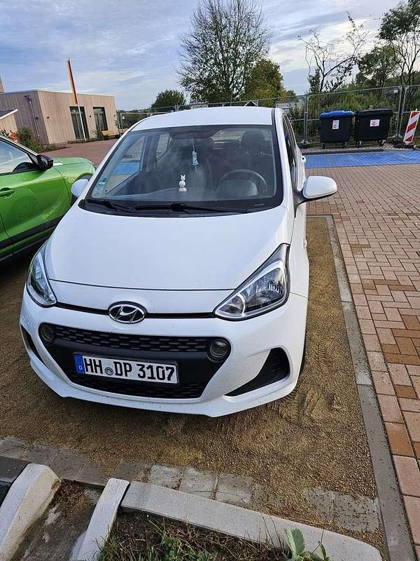 Gebraucht 2017 Hyundai i10 Classic Kleinwagen | 5.500 € (Guter Preis) - Bild 1/3