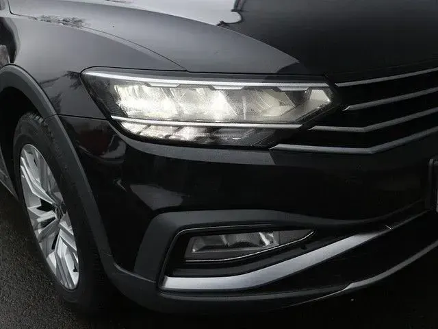 Gebraucht VW Passat Alltrack 200 PS (147 kW) 2022 Schwarz Kombi