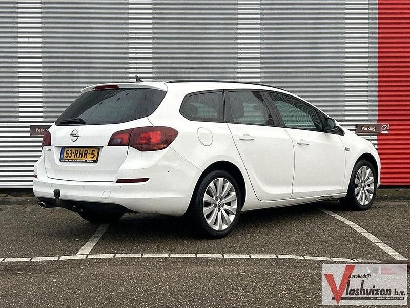 Gebraucht Opel Astra Cosmo 120 PS (88 kW) 2011 Weiß Kombi