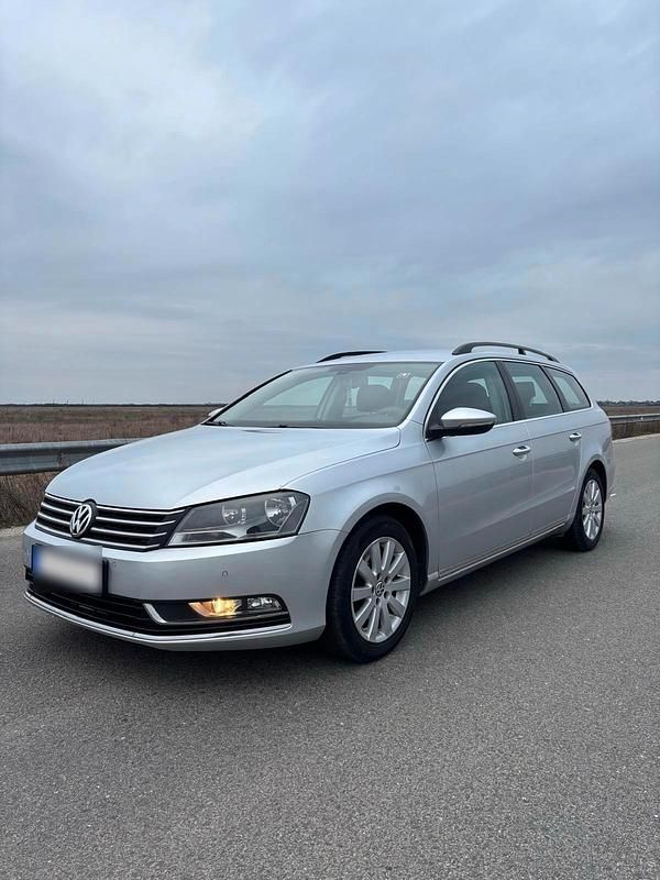 Gebraucht VW Passat 140 PS (102 kW) 2014 Grau Kombi
