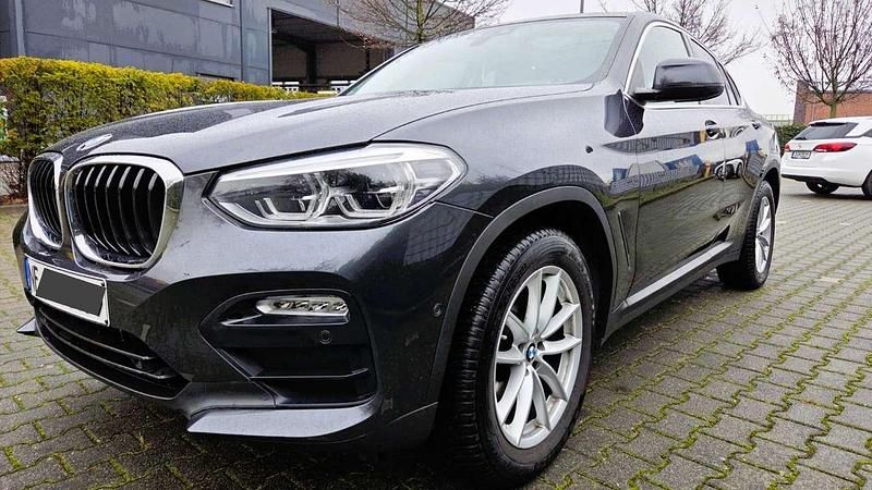 Gebraucht BMW X4 Advantage 190 PS (139 kW) 2018 Grau SUV