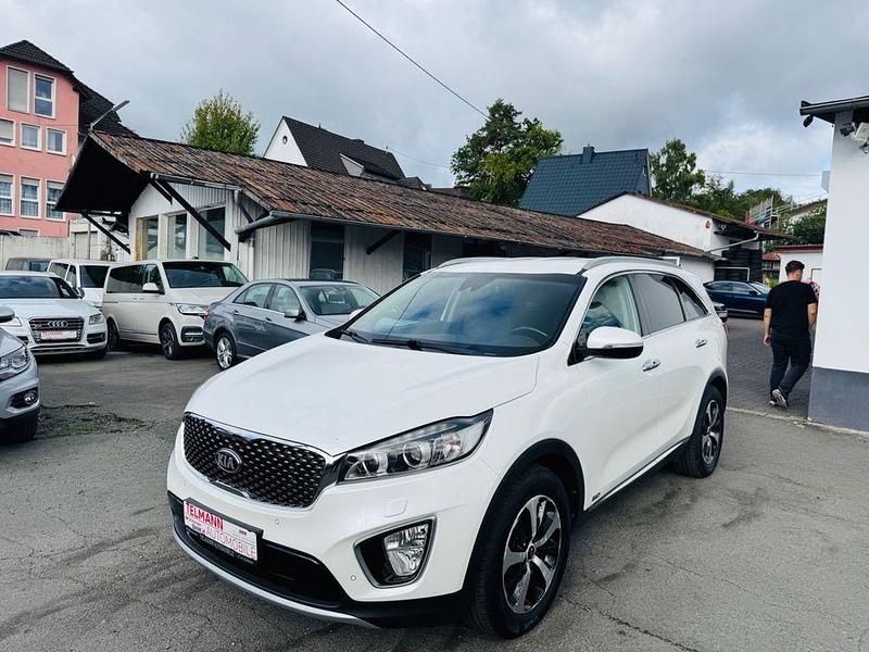 Snow white Gebraucht 2015 Kia Sorento Spirit SUV | 15.890 € (Fairer Preis) - Bild 1/4