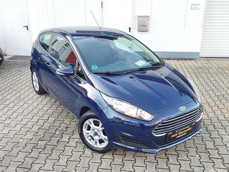 Gebraucht Ford Fiesta SYNC Edition 60 PS (44 kW) 2014 Blau Kleinwagen