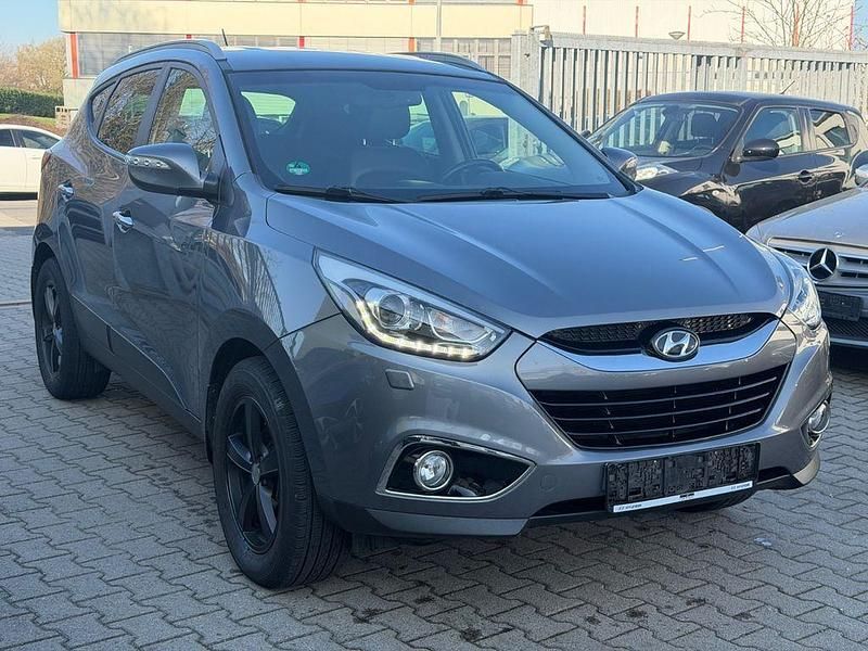 Gebraucht Hyundai ix35 Style 166 PS (122 kW) 2014 Grau SUV