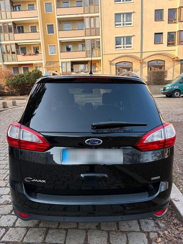 Gebraucht Ford Grand C-Max Titanium 125 PS (91 kW) 2015 Schwarz Van / Kleinbus