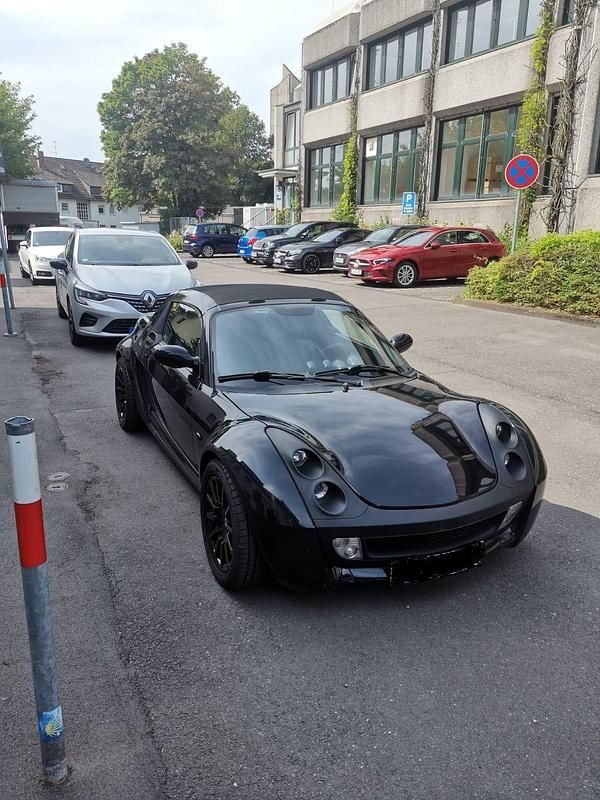 Schwarz Gebraucht 2005 Smart Roadster Cabrio | 6.500 € (Teuer) - Bild 1/4