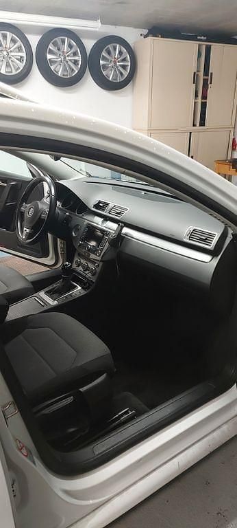 Gebraucht VW Passat Edition 140 PS (102 kW) 2013 Weiß Limousine