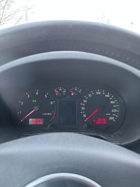 Gebraucht Audi A3 125 PS (91 kW) 2002 Silber Limousine