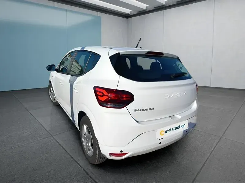 Gebraucht Dacia Sandero 101 PS (74 kW) 2024 Weiß Kleinwagen