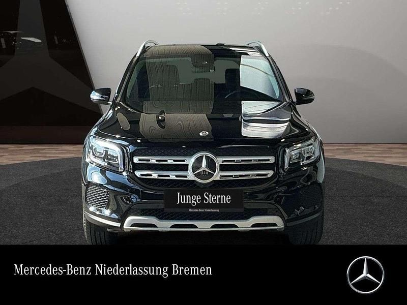 Schwarz Gebraucht 2021 Mercedes GLB200 Style SUV | 30.990 € (Guter Preis) - Bild 1/3
