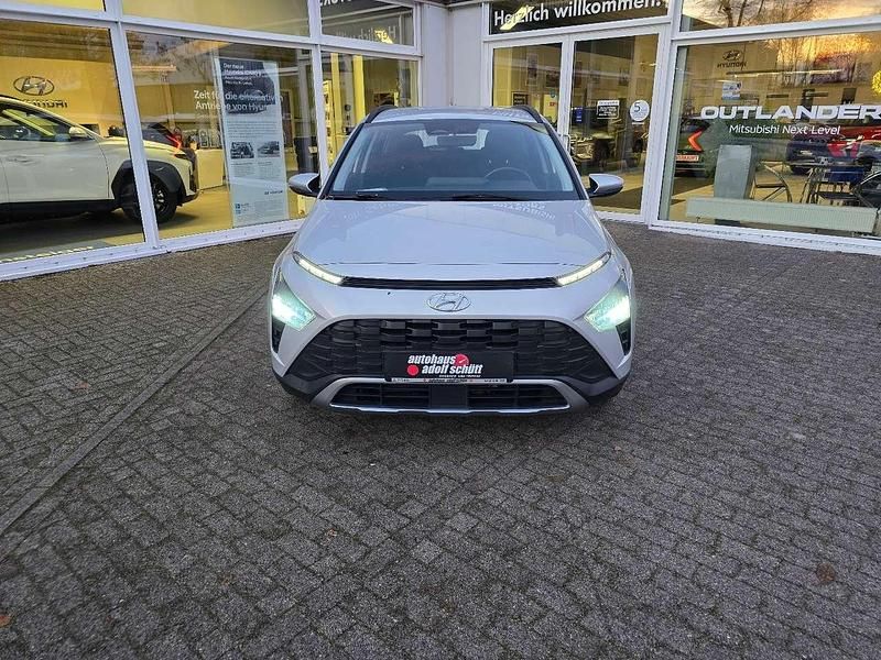 Gebraucht Hyundai Bayon Intro Edition 101 PS (74 kW) 2021 Silber SUV