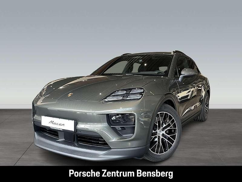 Grün Neu 2025 Porsche Macan 4 Electric SUV | 107.994 € (Etwas zu teuer) - Bild 1/4