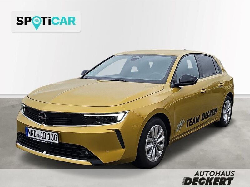 Gelb Gebraucht 2023 Opel Astra Enjoy Limousine | 19.290 € (Guter Preis) - Bild 1/4