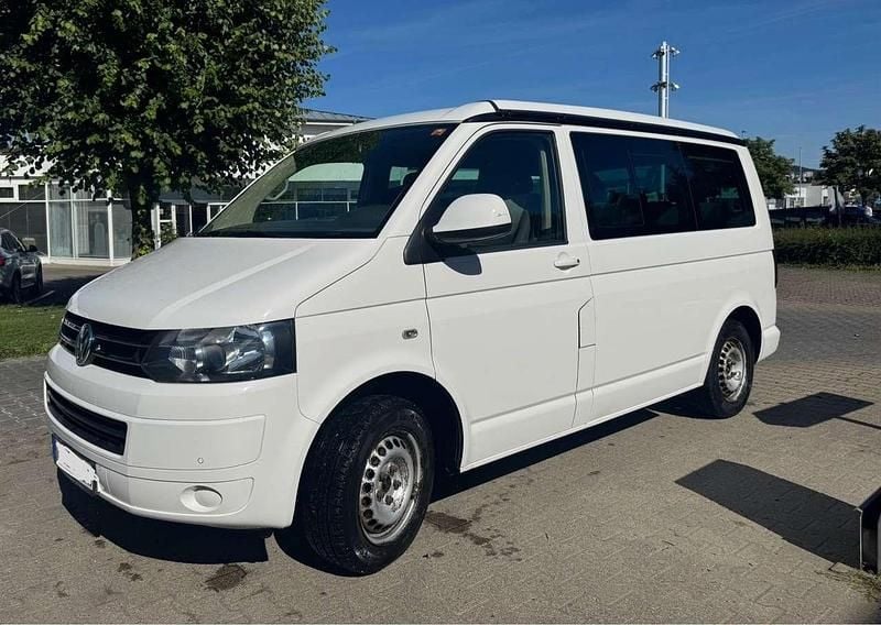 Weiß Gebraucht 2013 VW T5 Beach Van | 27.500 € - Bild 1/4