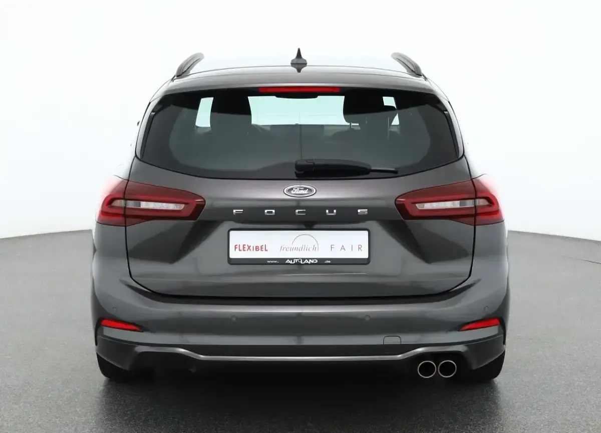 Gebraucht Ford Focus ST-Line 116 PS (85 kW) 2024 Schwarz Kombi