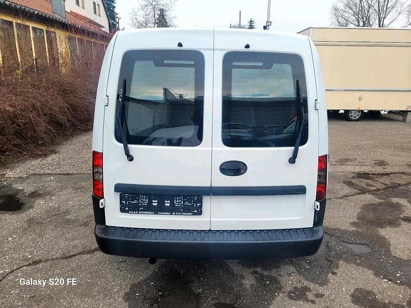 Gebraucht Opel Combo 75 PS (55 kW) 2011 Weiß Van / Kleinbus