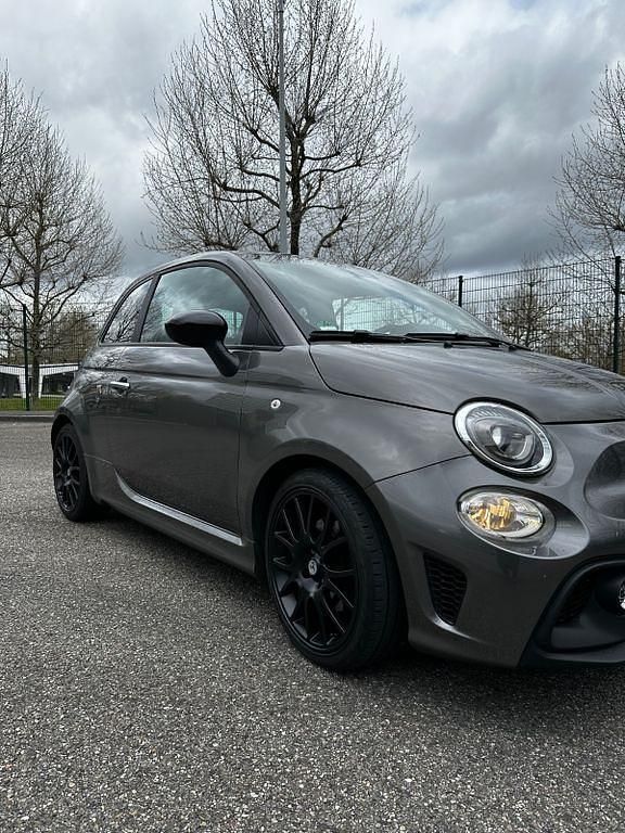 Gebraucht Abarth 500 160 PS (117 kW) 2022 Grau Kleinwagen