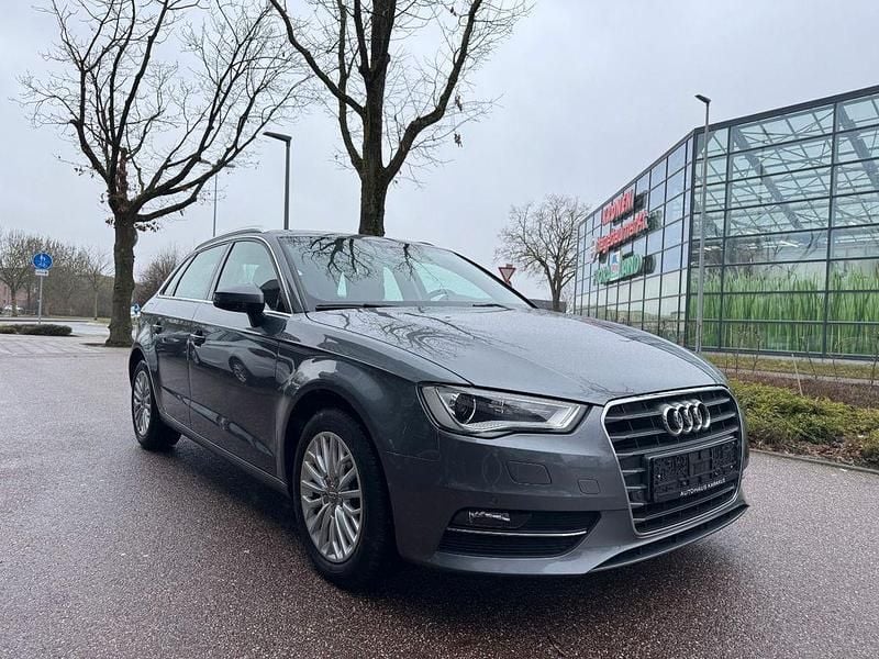 Gebraucht Audi A3 Ambiente 125 PS (91 kW) 2016 Monsungrau metallic Limousine