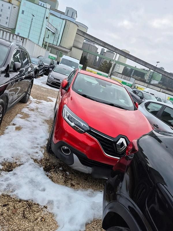 Gebraucht Renault Kadjar 110 PS (80 kW) 2016 Rot SUV